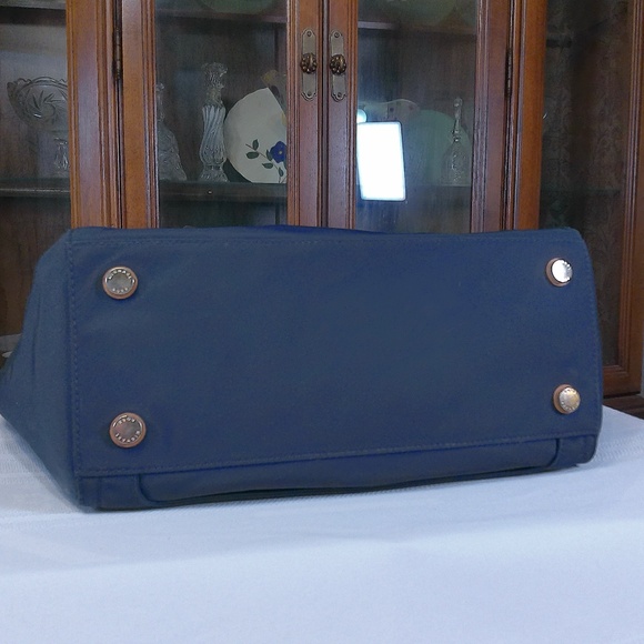 EC Michael Kors Kelsey Navy Nylon Lg Tote Leather Trim GoldTone Accents COA Inc - Picture 9 of 16
